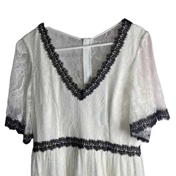 Wolf And Badger Nissa Dress EU 40 US 8 White Black Lace V Neck MIDI Short Sleeve - Picture 3 of 11